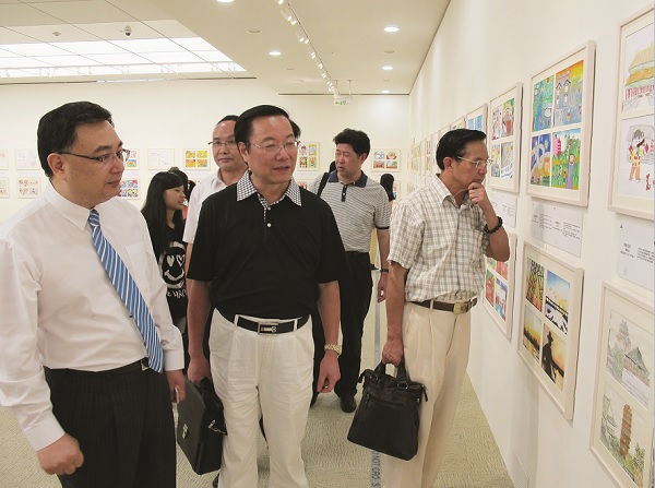 廣東省社會主義學院參訪至善文化會館，觀賞兩岸兒童繪畫展